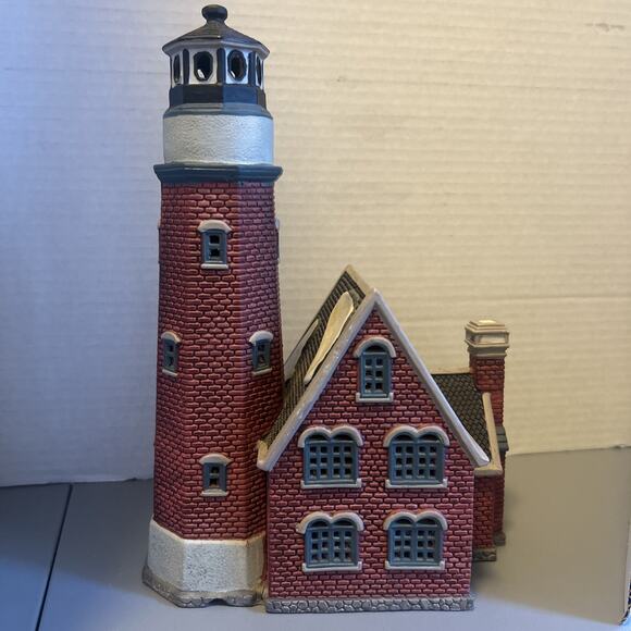 Vintage 1997 Lemax 75245 Plymouth Corners Village Lighted Rocky Point Lighthouse - Picture 3 of 6